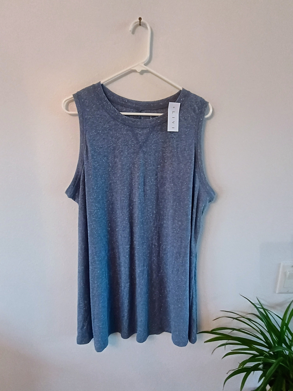 Livi Active NWT 18/20 Blue Heathered Sleeveless Tank Top Plus Size Soft Knit